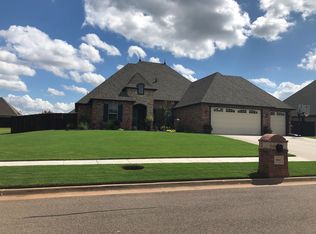 1864 Grants Pass Ave, Blanchard, OK 73010