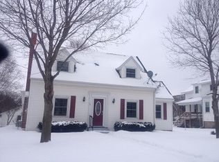 116 Garden St, Gillett, WI 54124