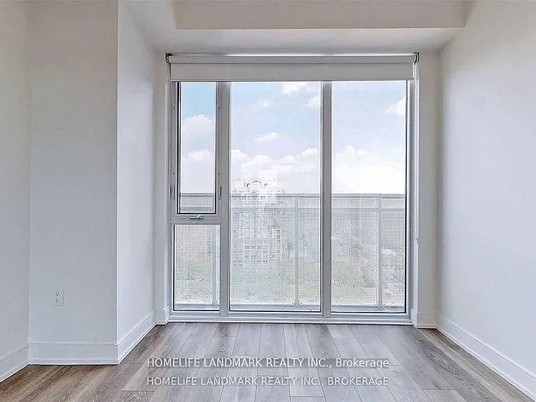 89 McGill St #1305 — Photo 32