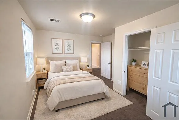 2 bed, $1,699 — Photo 2