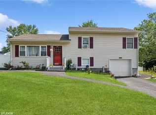 28 Chestnut Ave, Middletown, NY 10940