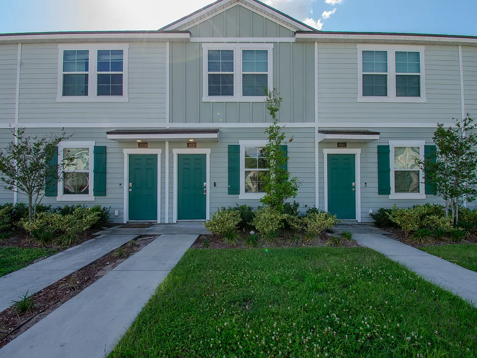 882 Rotary Rd
