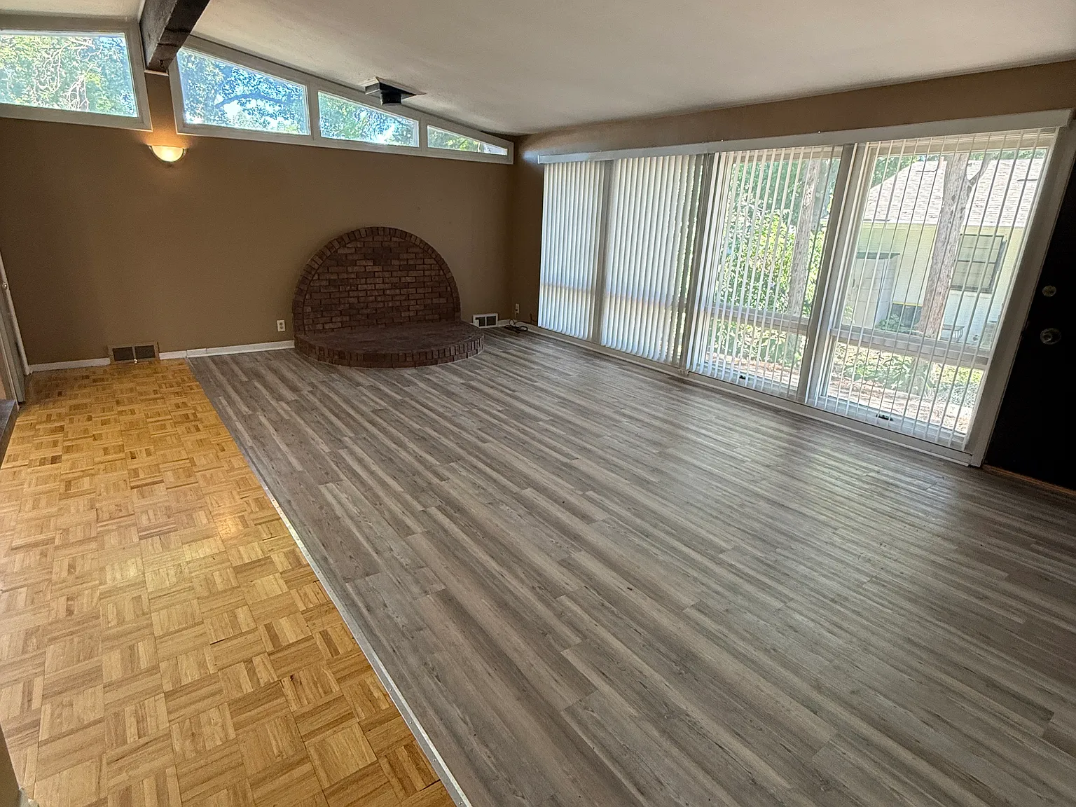 3 bed, 1251 sqft, $1,895 — Photo 2