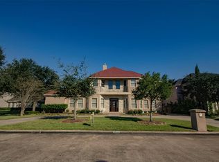 8316 Summit Pl, Houston, TX 77071