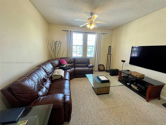 3rd image of 533 NE 3rd Ave APT 316