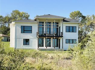 22659 W 87th St, Lenexa, KS 66227