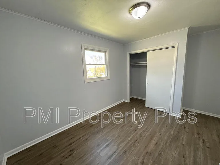2716A N Buffum St — Photo 10