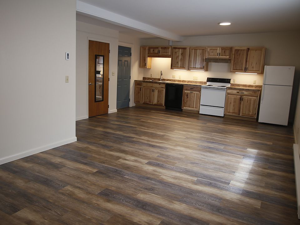 1st image of 201-221 W Union St #217