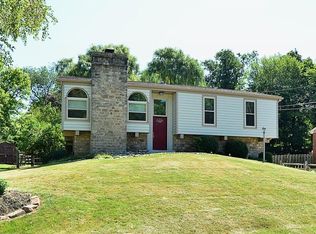 2944 Greenfield Rd, Glenshaw, PA 15116