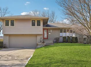 328 58th Pl, Des Moines, IA 50312