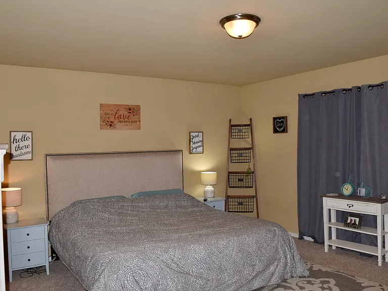 622 Shirehill St — Photo 35