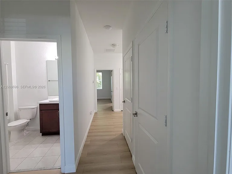 1107 NW 40th Ter #1107 — Photo 28