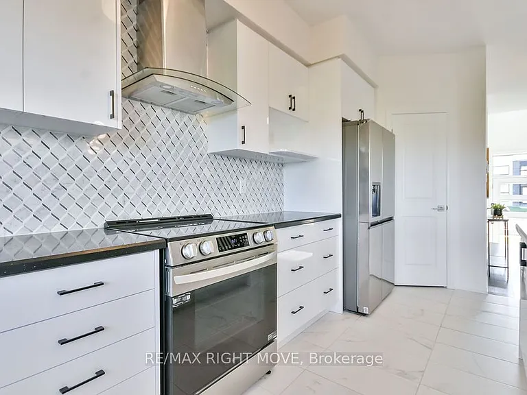 3721 Quayside Dr — Photo 12