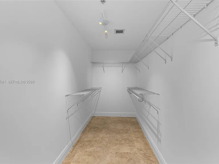 665 NE 25th St #1504 — Photo 8