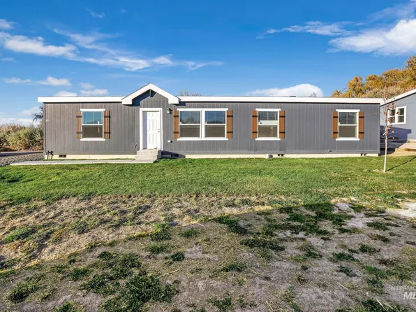 131 Sunset Dr N, Hagerman, ID 83332