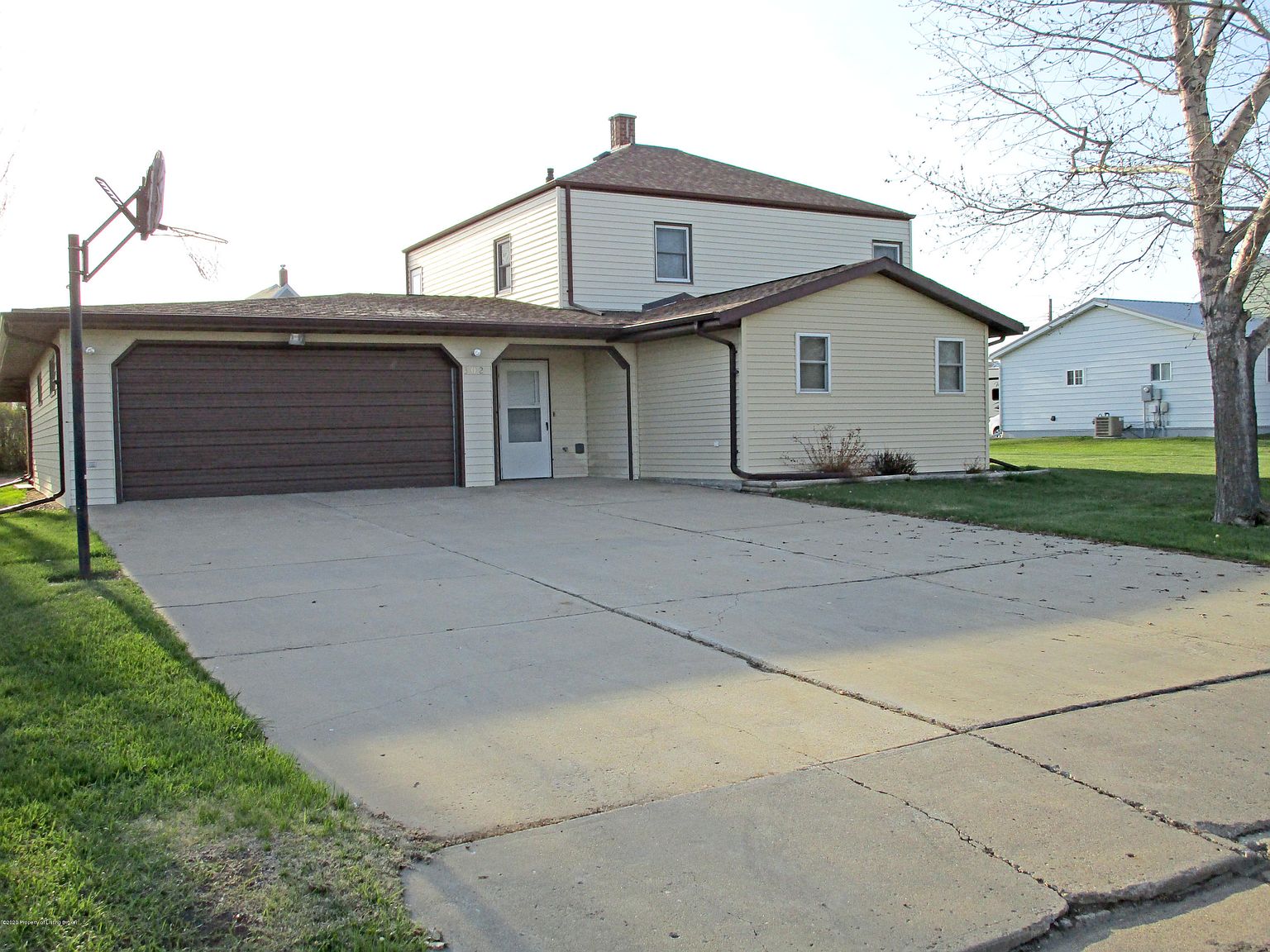 302 Ash Ave W, Glen Ullin, ND 58631 Zillow