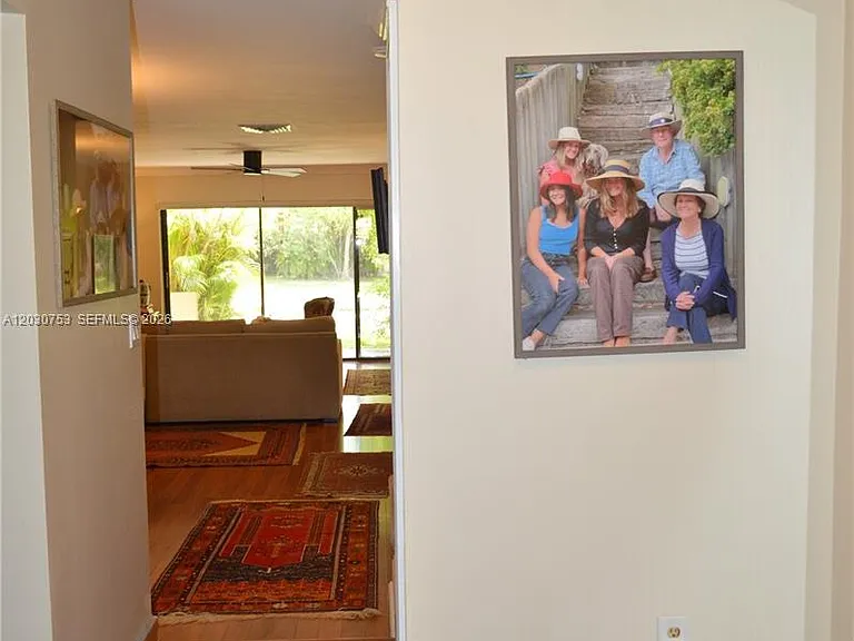 3932 Estepona Ave #7D5 — Photo 27