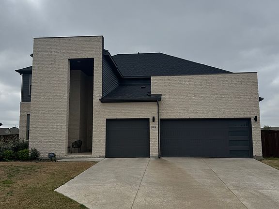 2nd image of 9709 Summit Hills Dr
