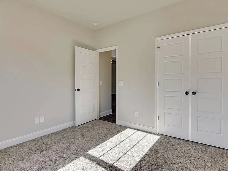 8061 Cozy Knl — Photo 6