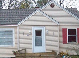 1412 Ardmore Dr, Round Lake Beach, IL 60073