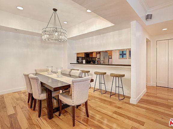 5th image of 11667 Gorham Ave APT 203