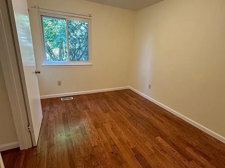 19088 McFarlin Dr — Photo 18
