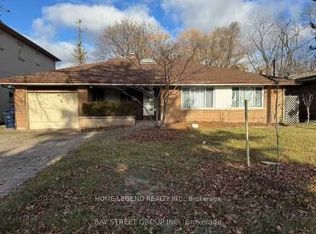 44 Hawksbury Dr, Toronto, ON M2K 1M5