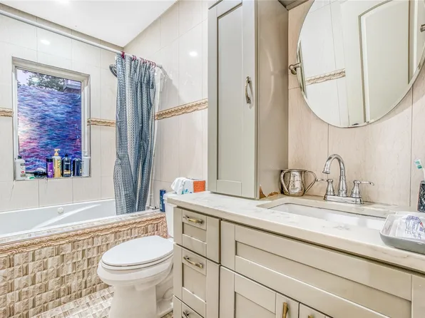 119-12 83rd Avenue image 15 of 26