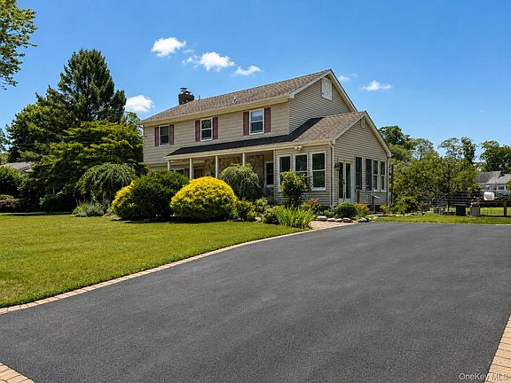 2nd image of 6 Roberts Lane