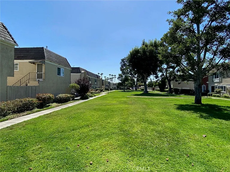 10067 San Miguel Ct — Photo 58