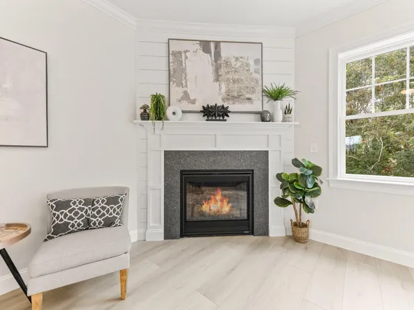 3 Wildwood Lane #C, Sagamore Beach, MA 02562