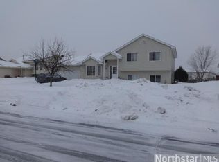 14360 Vale St NW, Andover, MN 55304