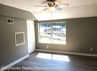 405 Red Oak Dr #B, Red Bank, TN 37415