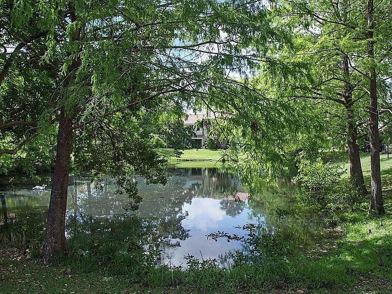 6384 Boca Cir — Photo 31