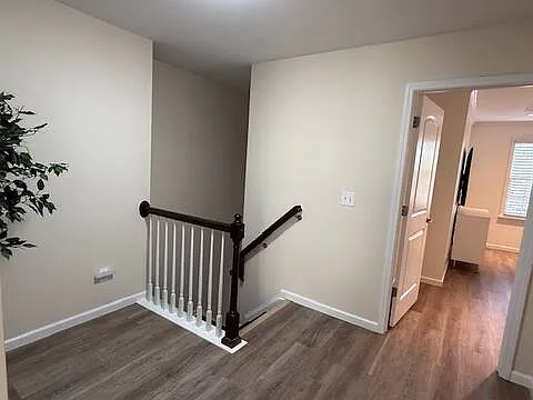 Valleystone Dr — Photo 21