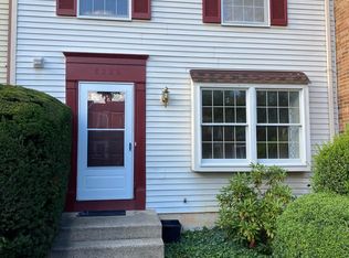 8022 Tyson Oaks Cir, Vienna, VA 22182