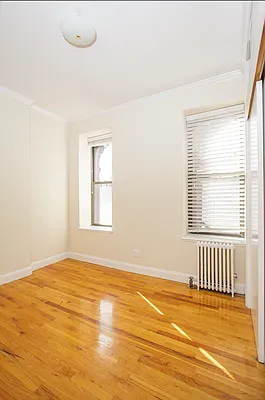 Rented by CitySites Real Estate Group | media 4