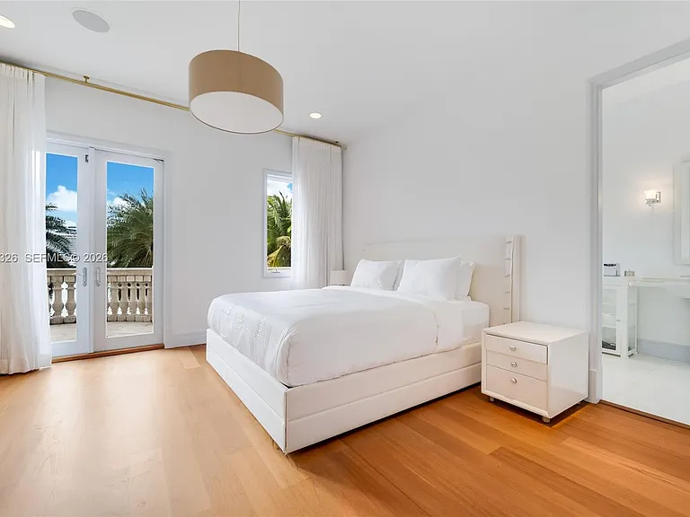 100 Palm Ave #1 — Photo 7