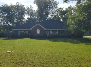 206 Saint Clair Dr, Leesburg, GA 31763