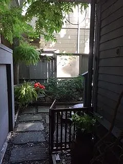 11 Huron Ave #13