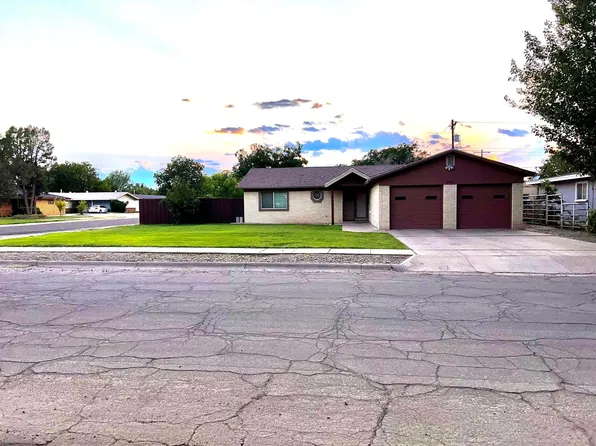 2504 Baylor Ave, Roswell, NM 88203