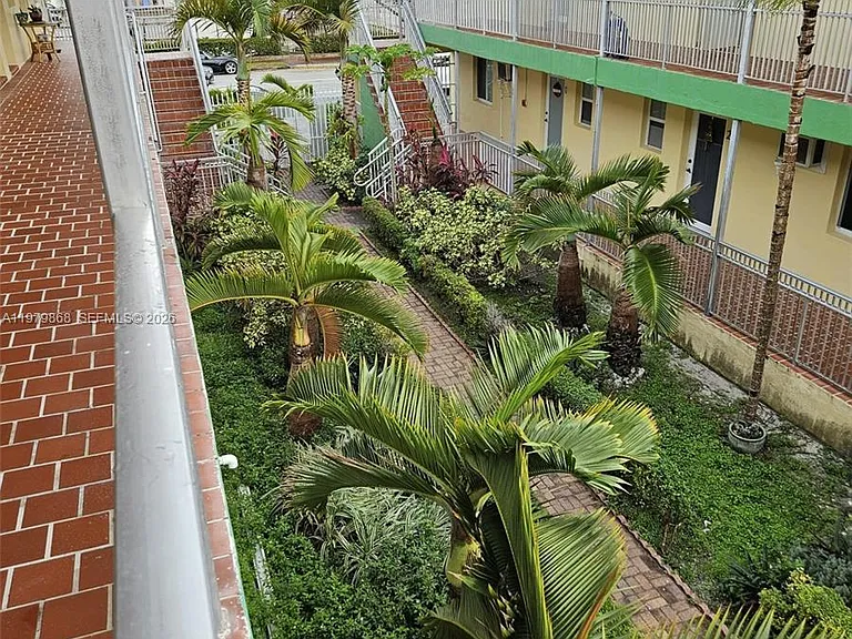 7400 Harding Ave #22 — Photo 20