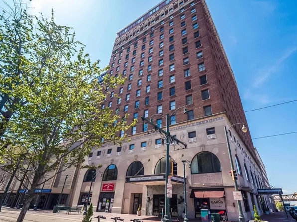 109 N Main St APT 1007, Memphis, TN 38103