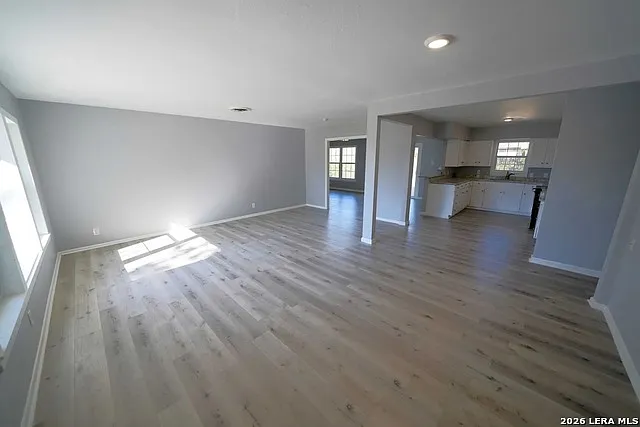 323 Stockton Dr — Photo 30