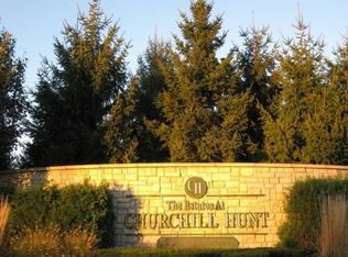 5580 Chancery Rd, Gurnee, IL 60031