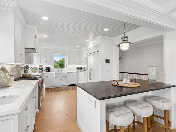 5th image of 21 Ocean Ave