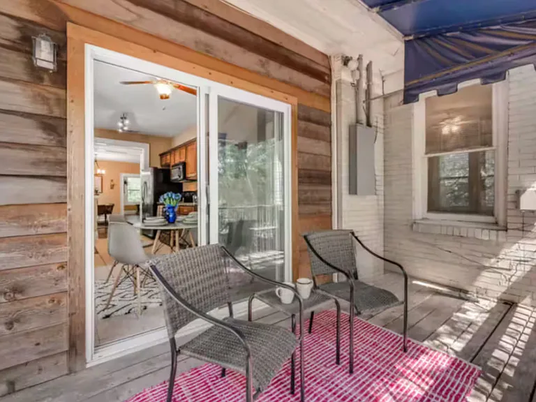 4303 Vandelia St — Photo 27
