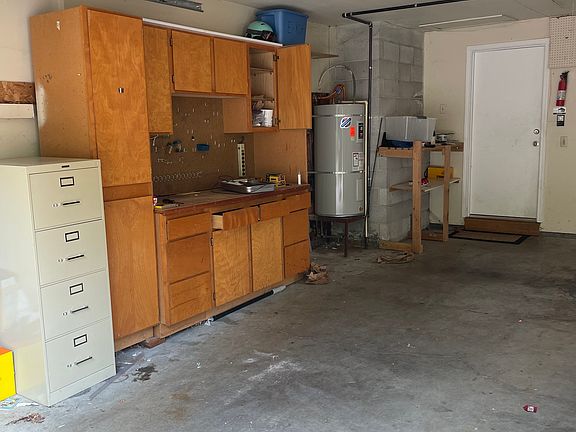 5th image of 6550 SW Cherryhill Dr