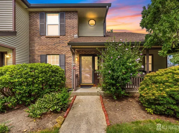 1212 Holly Ct, Monmouth Junction, NJ 08852