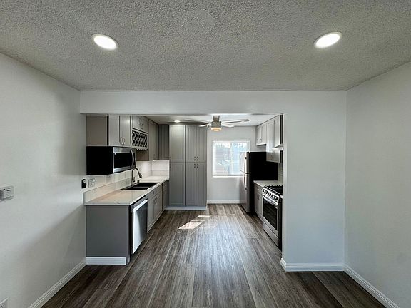 2nd image of 1027 Roswell Ave #4